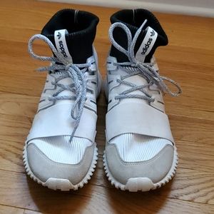 Adidas Tubular Doom // Yin Yang